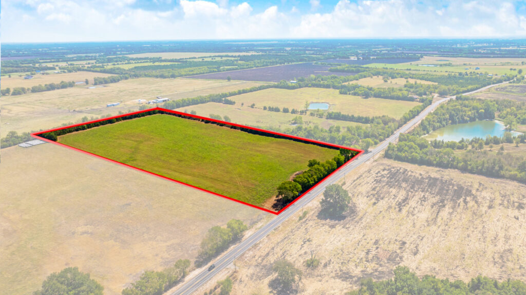 Property photo for land for sale in Lamar County Texas