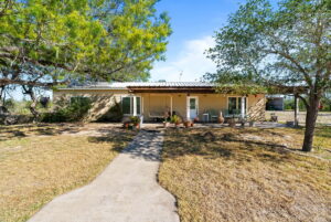 Property photo for land for sale in Live Oak County Texas