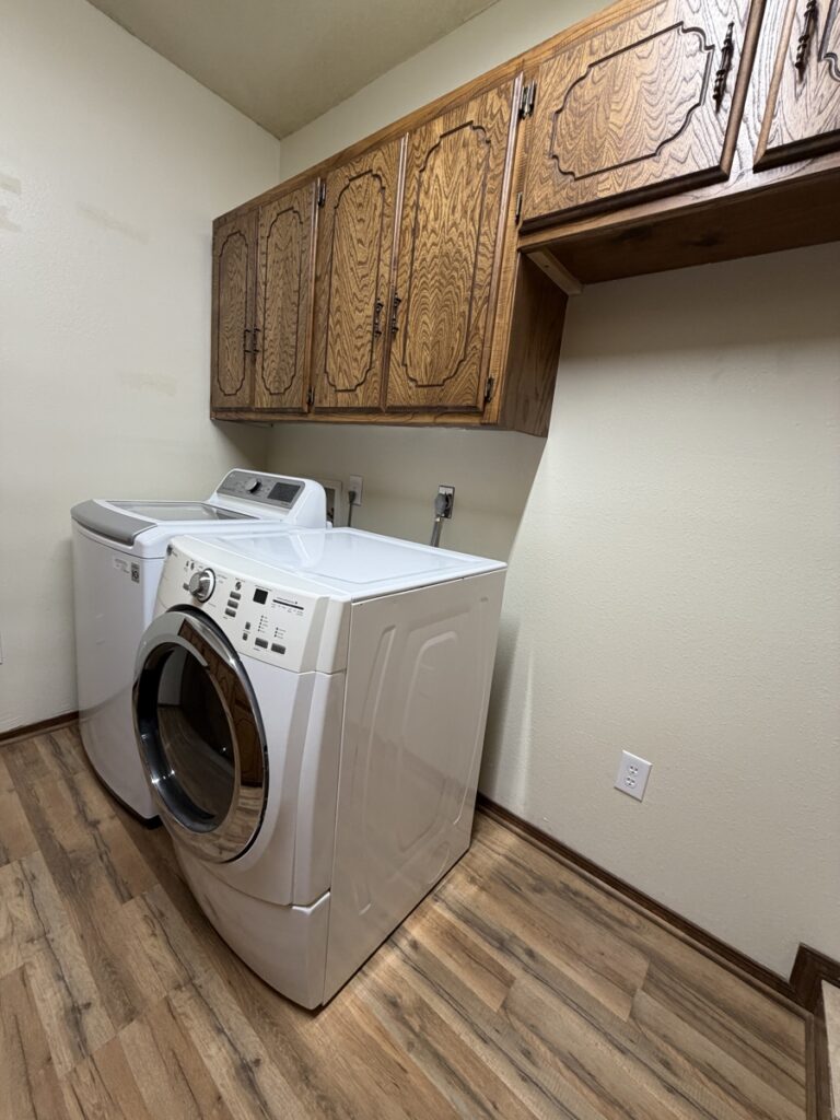 7d03cabf-37ce-4791-98c7-b83b7b130e92.jpg