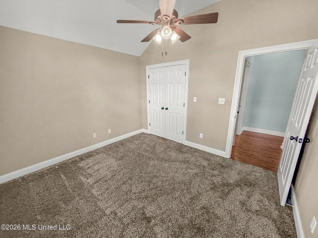 e15f3505-bd36-4523-ac93-856564576a29.jpg
