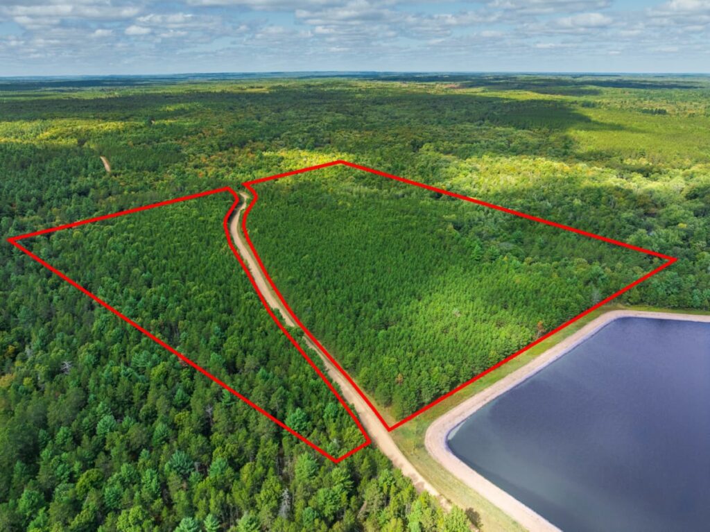 Property photo for land for sale in Eau Claire County Wisconsin