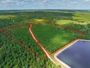 Property photo for land for sale in Eau Claire County Wisconsin
