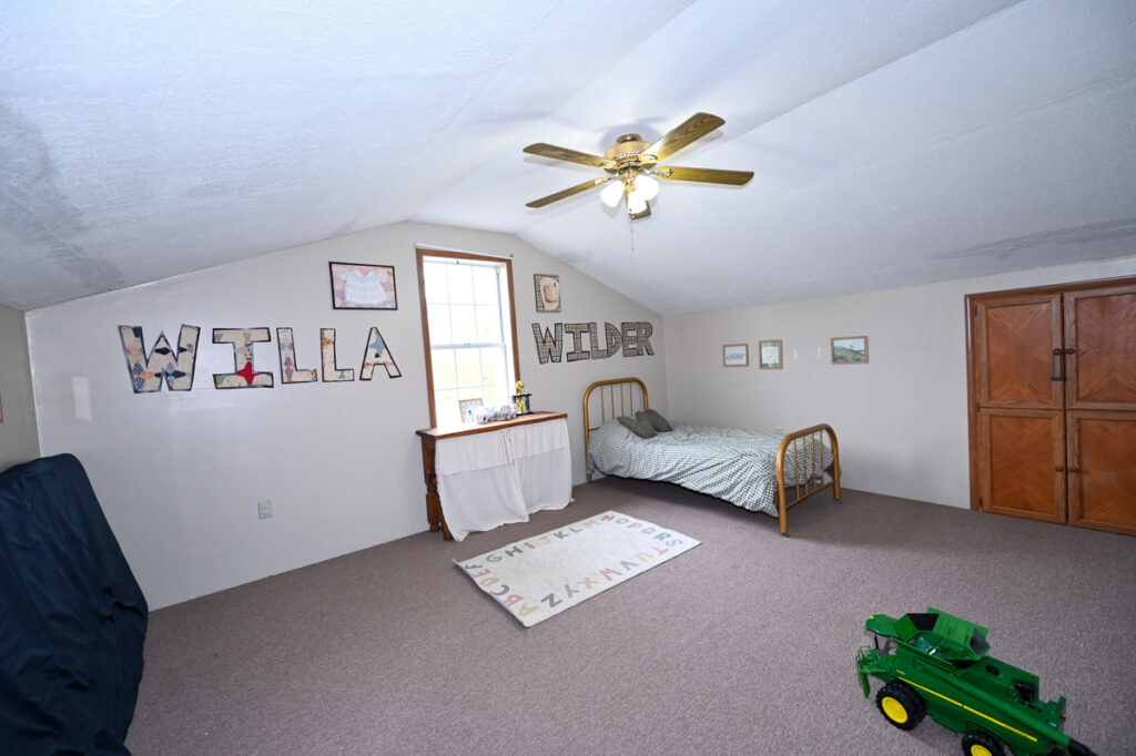 e415bb34-9d3e-4649-ac69-5b55ab029d49.jpg